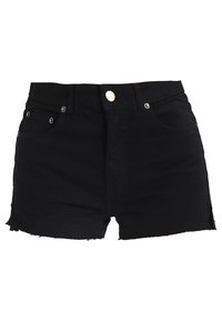 Mustat denim-shortsit korkealla vyötäröllä, repaleisella helmalla, viidellä taskulla, metallinappikiinnityksellä ja lievällä joustolla mukavuutta varten.