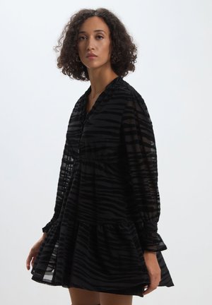 FANTASIA ZEBRATA - Vestito casual - variante