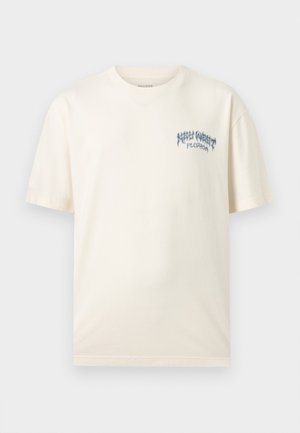 Hófehér rövid ujjú póló kerek nyakkal és a bal mellkason kis kék "High Dive Florida" felirattal.