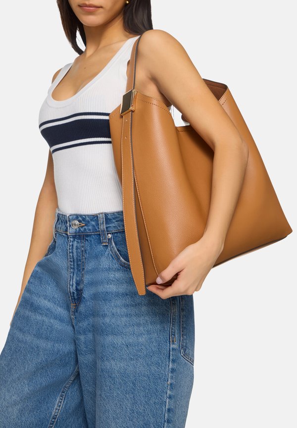 HOBO PAEJAR - Handtasche - tan