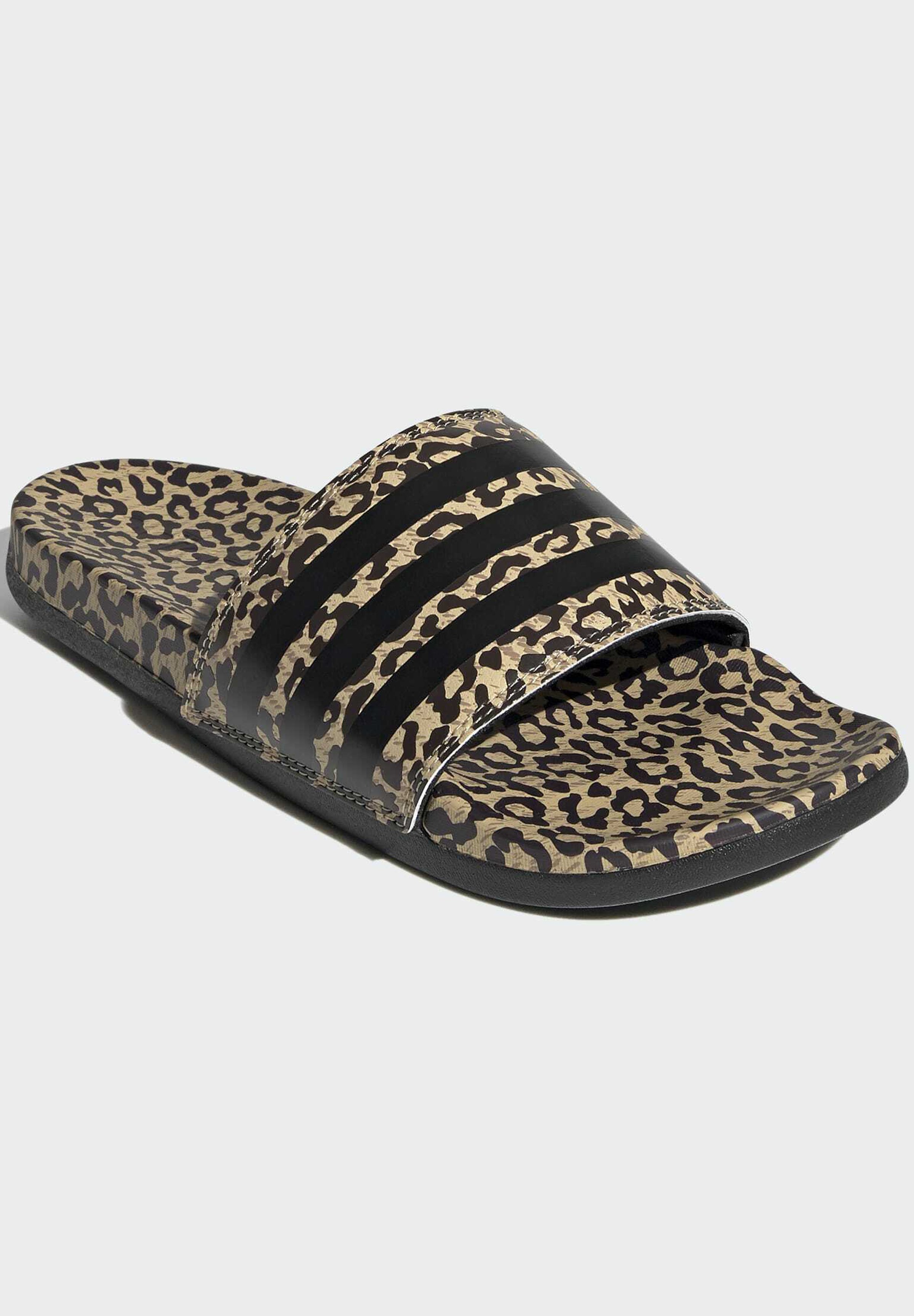 adidas Performance ADILETTE COMFORT - Badslippers - beige/Beige - Zalando.nl