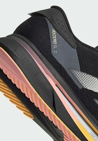 adidas Performance ADIZERO SL2 - Scarpe da corsa su strada - core black metalic spark