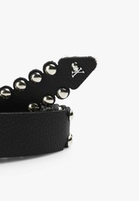 Scalpers Curea - black