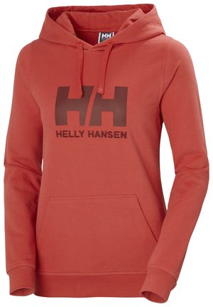 Czerwona bluza z kapturem ze sznurkiem i kieszenią z przodu. Posiada duże ciemnobrązowe logo "HH" oraz tekst "Helly Hansen". Wykonana z miękkiego materiału.