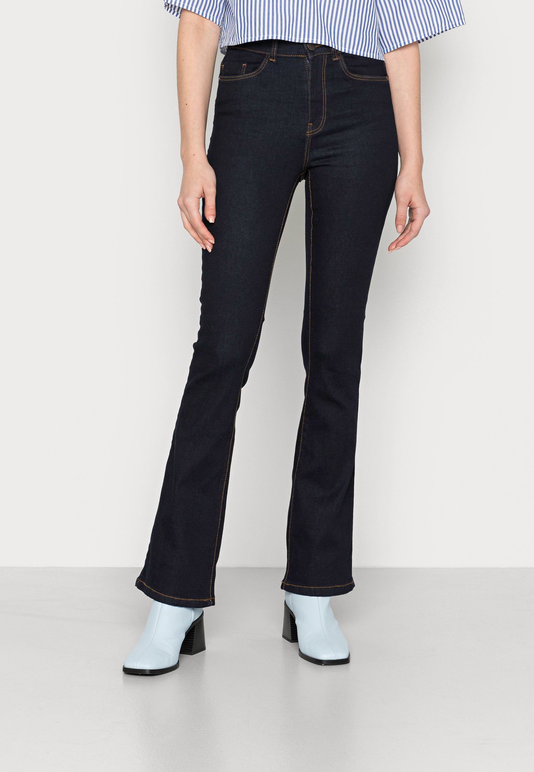 Noisy May NMSALLIE FLARE RINSE 