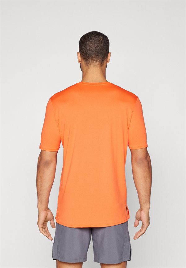 VANISH ENERGY  - Sports T-shirt - fire2