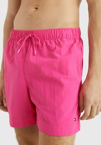Tommy Hilfiger MEDIUM DRAWSTRING - Zwemshorts - hot magenta