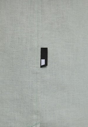 CHASIN', BIZZ LINEN - Hemd - mid green