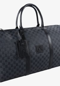 Jordan JAM MONOGRAM DUFFLE BAG UNISEX - Bolsa de deporte - black
