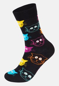 Kleurrijke katoenen sokken met een zwarte achtergrond en verschillende kattengezichten in blauw, geel, roze, oranje en teal; ronde teen en geribbelde boord.
