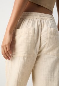 Esprit Pantalon classique - cream beige