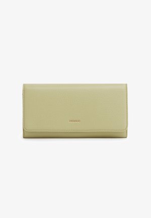 Portafoglio in pelle verde chiaro con superficie lavorata, forma rettangolare e piccolo logo dorato del brand al centro della patta frontale.