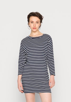 Vestido riscado em azul-marinho e creme, com mangas longas e decote redondo, feito de tecido suave com um corte descontraído.