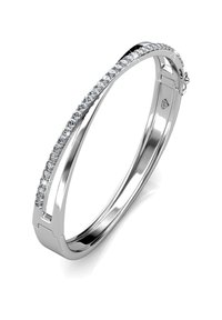 Bracciale in argento con design geometrico, caratterizzato da una fila di piccole pietre trasparenti lungo il bordo superiore, superficie lucida e chiusura a calamita.