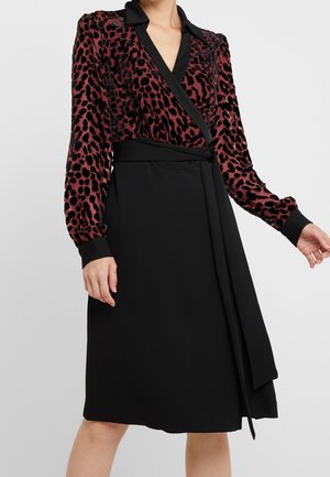 Robe fourreau - dark red