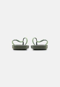 Havaianas SQUARE GLITTER - T-pántos szandálok - olive green