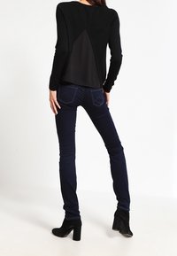 Vero Moda Strickpullover - black