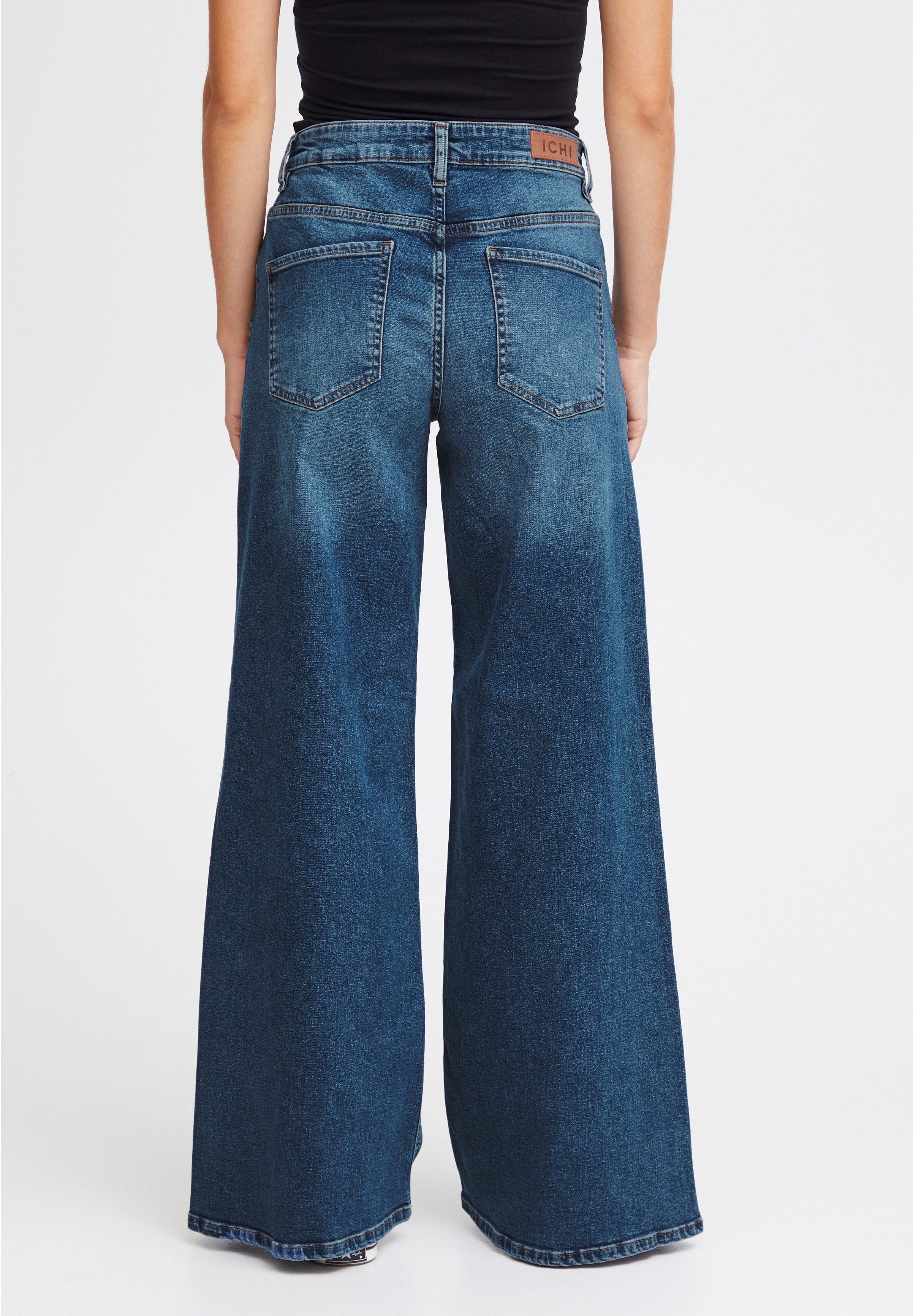 ICHI TWIGGY WIDE - Wide Leg - denim/blue denim - Zalando.co.uk