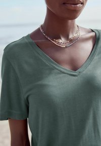 Next SLOUCH V-NECK- REGULAR FIT - Tricou basic - blue