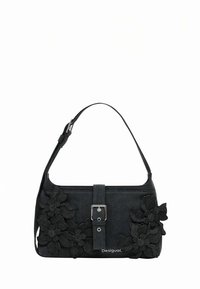 Borsa in denim nero con applicazioni floreali in feltro, forma rettangolare, tracolla regolabile e dettaglio con fibbia frontale.