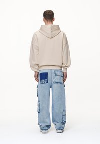 Pegador DREW BOXY HOODIE - Bluză de molton - washed desert sand
