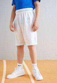 Nike Performance DF UNISEX - Pantalón corto de deporte - white/glacier blue