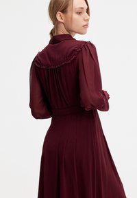 Smart and Joy Robe chemise - aubergine