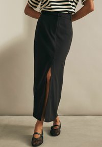 Next REGULAR FIT - Maxinederdele - black