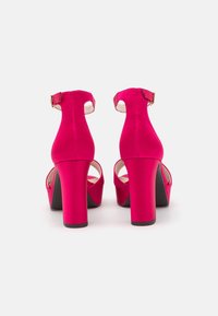 Tamaris Sandali con tacco - red