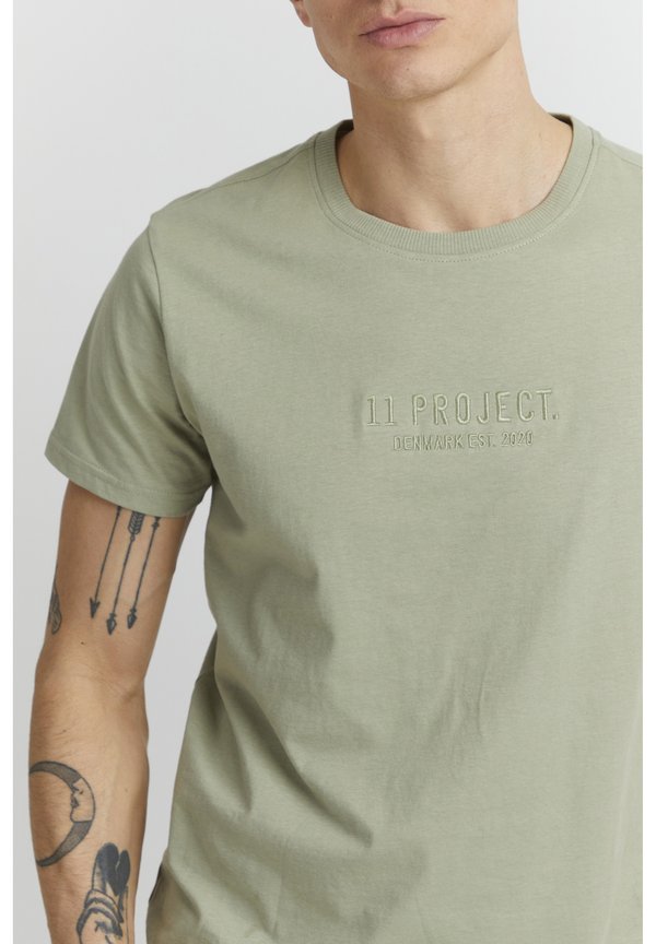 PRBERTRAM - Basic T-shirt - tea3