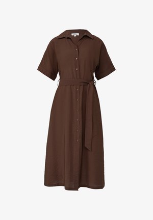 Hnedé šaty na gombíky s krátkymi rukávmi, ľahká textúra, viazanie v páse a klasický golier. Obsahujú jemné vertikálne záhyby a zodpovedajúce gombíky.
