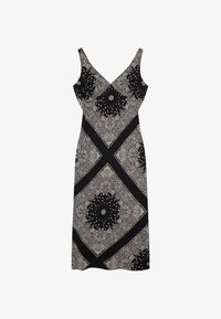 Selezionato, faded black