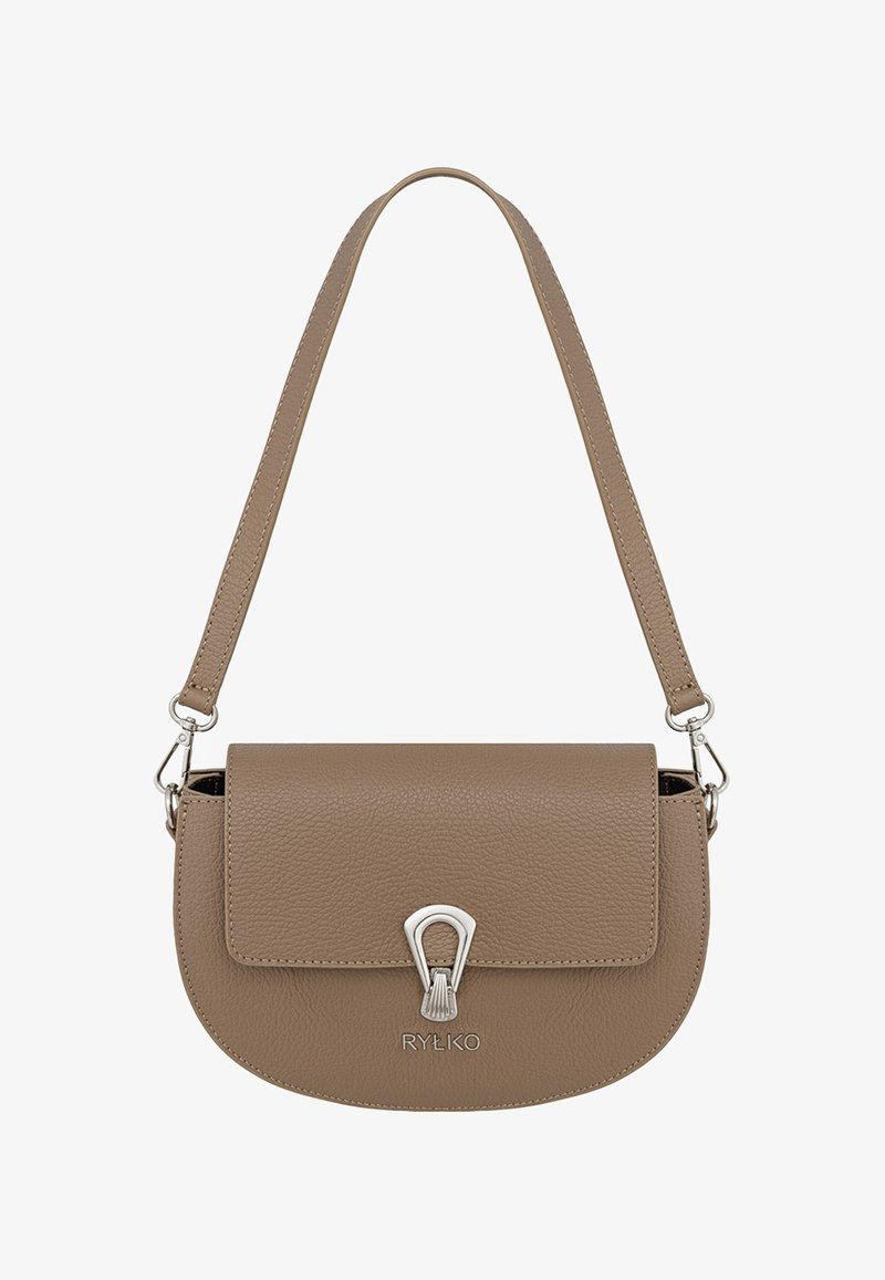 Torba za rame od taupe kože s zakrivljenim poklopcem, srebrnim kopčom, odvojivim remenom i utisnutim logotipom "RYŁKO" sprijeda.