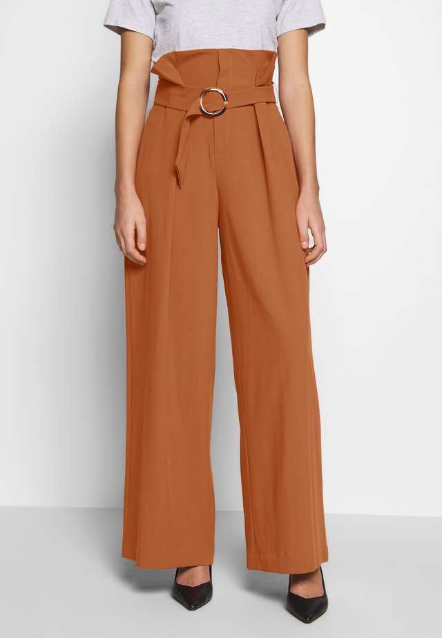 AVIDITY PANT - Kangashousut - rosewood