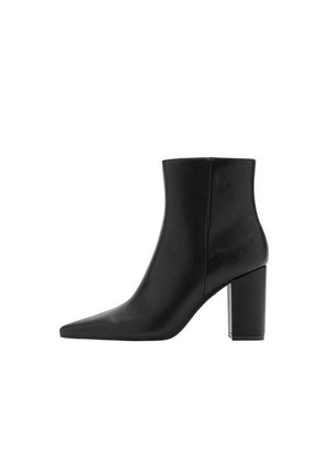 Bottines à talons hauts - black