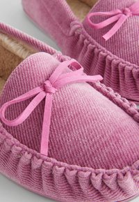 Next REGULAR FIT - Loafers - pink