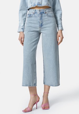 Jeans Relaxed Fit - light blue