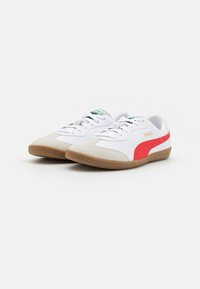 Puma KING - Sportcipő - white/red