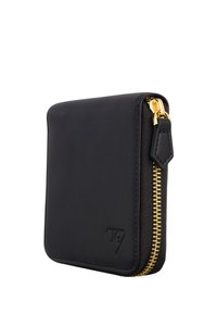Juodas odinis piniginė su auksiniu užtrauktuku, stačiakampio formos, lygaus paviršiaus, su logotipu priekyje ir plokščiu užtrauktuko vilkikliu.