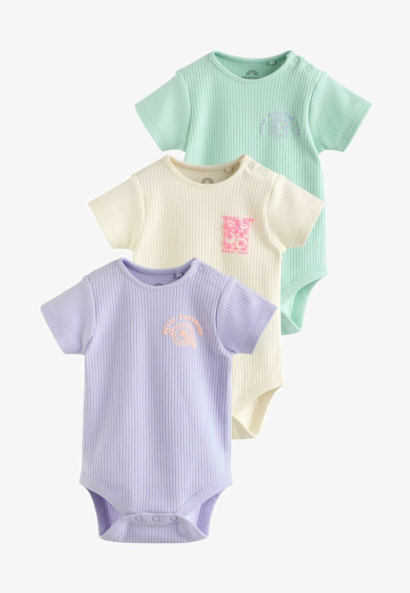 Drei kurzärmelige Babybodys mit Rippstruktur in Pastellgrün, Creme und Lavendel mit kleinen aufgedruckten Motiven auf der Brust und Druckknöpfen zum Schließen.