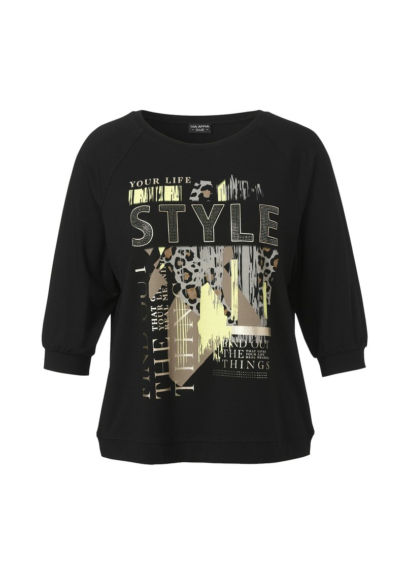 Schwarzer Pullover-Sweatshirt mit grafischem Druck in Goldakzenten, Leopardenmustern und Textelementen. Raglanärmel und rundem Ausschnitt.