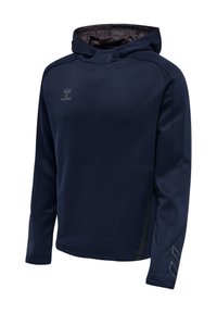 Marineblå sportshoodie med lange ærmer og hætte, lille hummel-logo på brystet og reflekterende chevron-detaljer på venstre ærme.