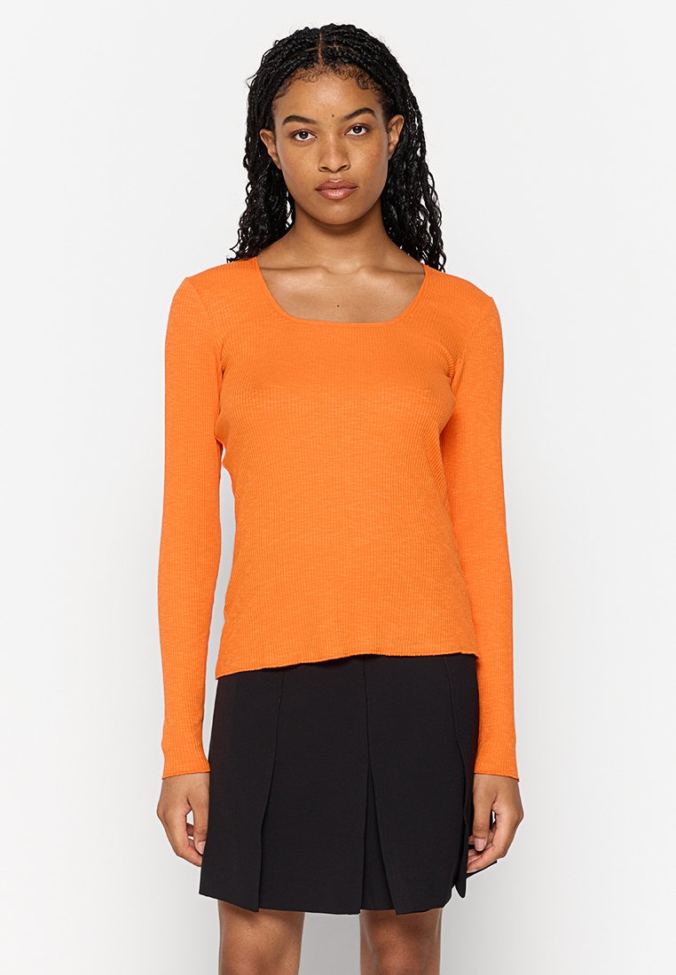 Holzweiler Trui oranje