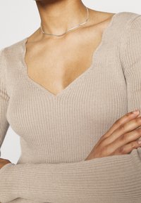 ARKET Stickad tröja - beige