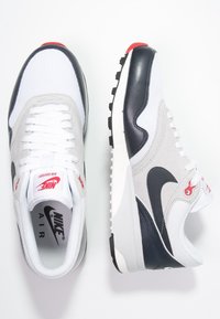 Nike Sportswear Sneakers - white