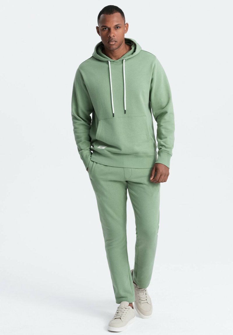 Ombre KANGAROO SET - Chándal - green