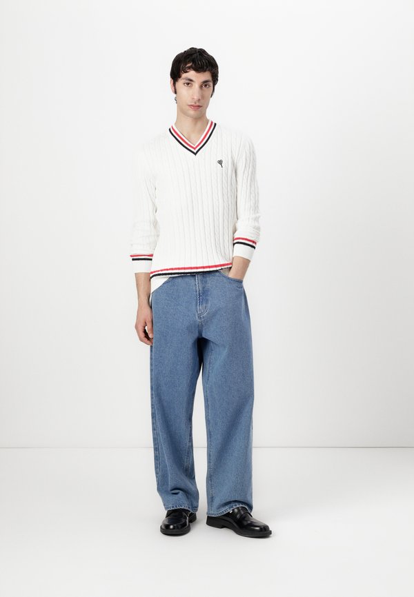 CABLE KNIT SWEATER - Jumper4