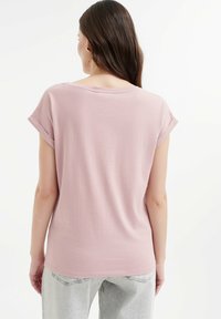 Greenpoint - T-shirt z nadrukiem