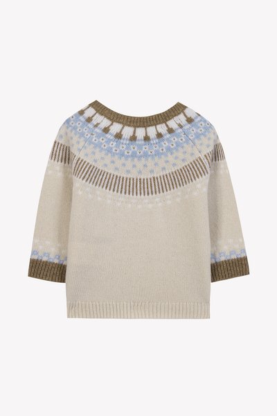 Maglione lavorato a maglia in beige chiaro con scollatura rotonda, caratterizzato da motivi blu e marroni sulla spalla e da polsini e orlo a coste.