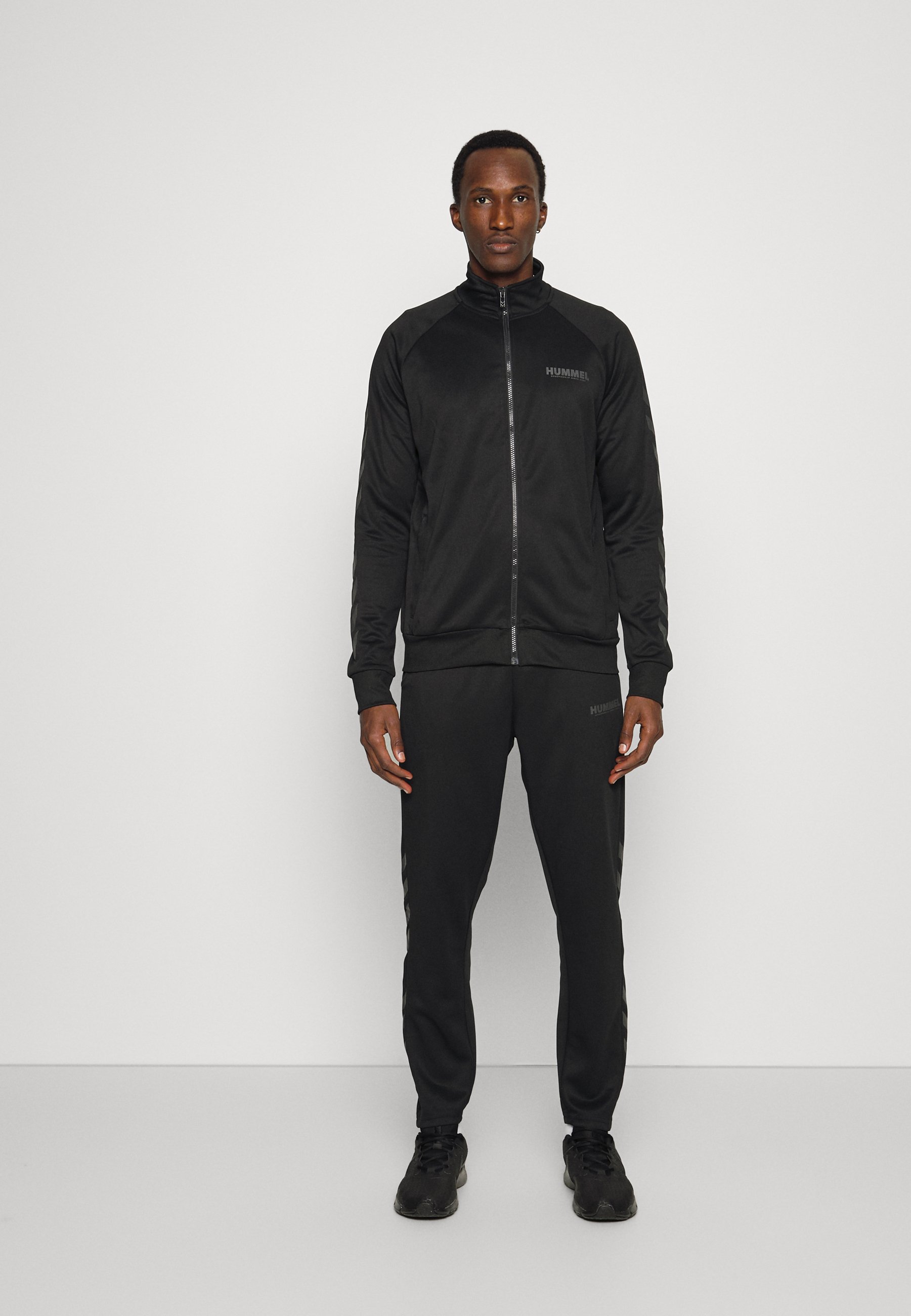 Hummel LEGACY TRACKSUIT - Chándal - black/negro - Zalando.es